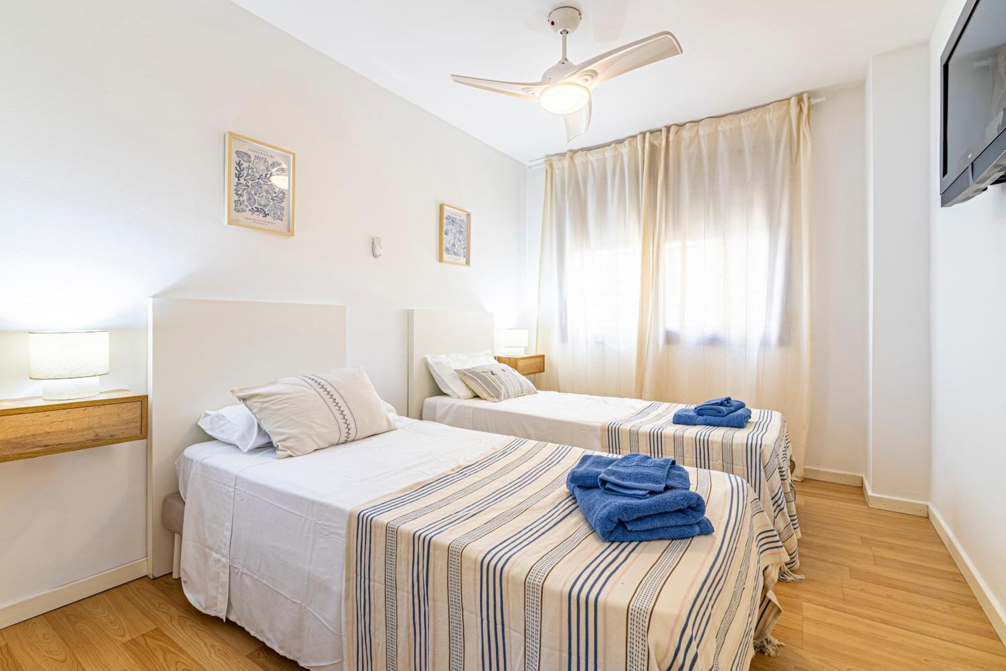 Solis Mare Apartments - Pedregalejo Beach Malaga Luaran gambar