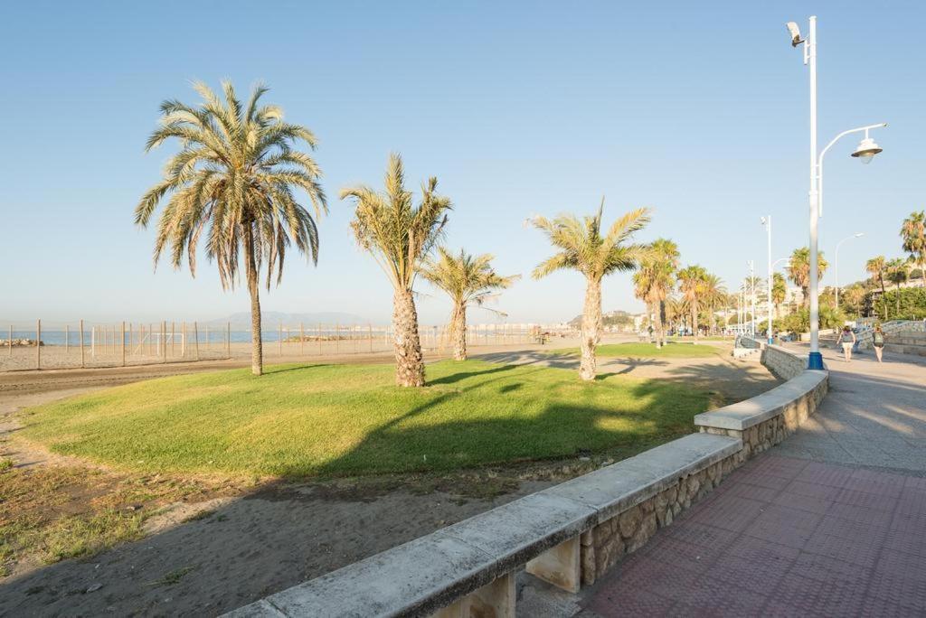 Solis Mare Apartments - Pedregalejo Beach Malaga Luaran gambar